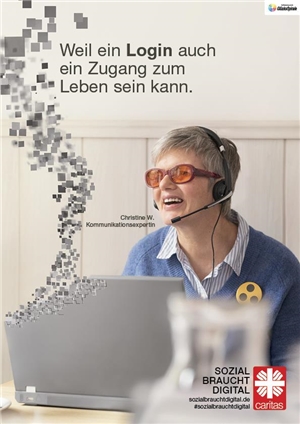 Caritas-Kampagne 2019 Kommunikationsexpertin hoch_Plakat Frau mit Sehbehinderung am PC