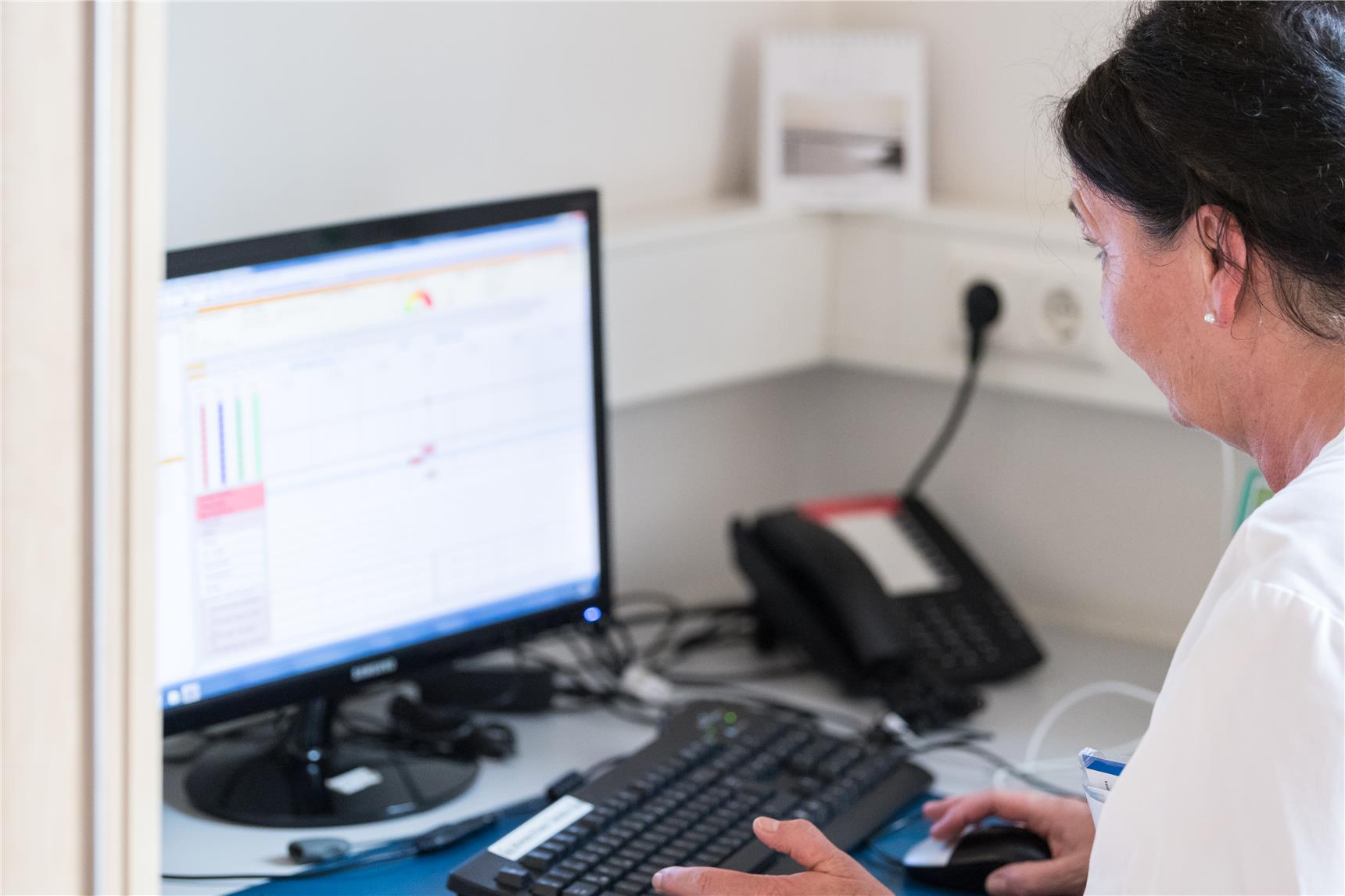 Gesundheitswissenschaftlerin bei der Arbeit