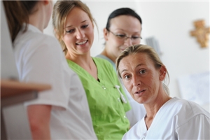 Dienstbesprechung im Krankenhaus Dienstbesprechung im Krankenhaus