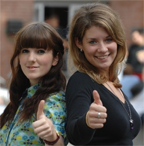 Heilpädagoge/- in (Fachschule) Heilpädagogin bei der Arbeit