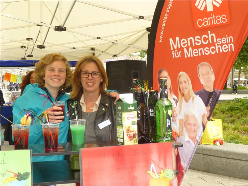 Tanja Brachmann und Claudia Kling vom HaLT-Projekt der Caritas in Augsburg. 