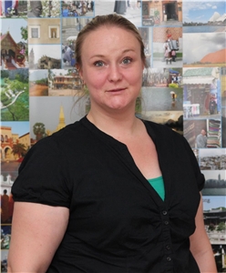 Claudia Schober Claudia Schober, Leitern der Migrationsberatung des Caritasverbandes für die Diözese Augsburg e. V.