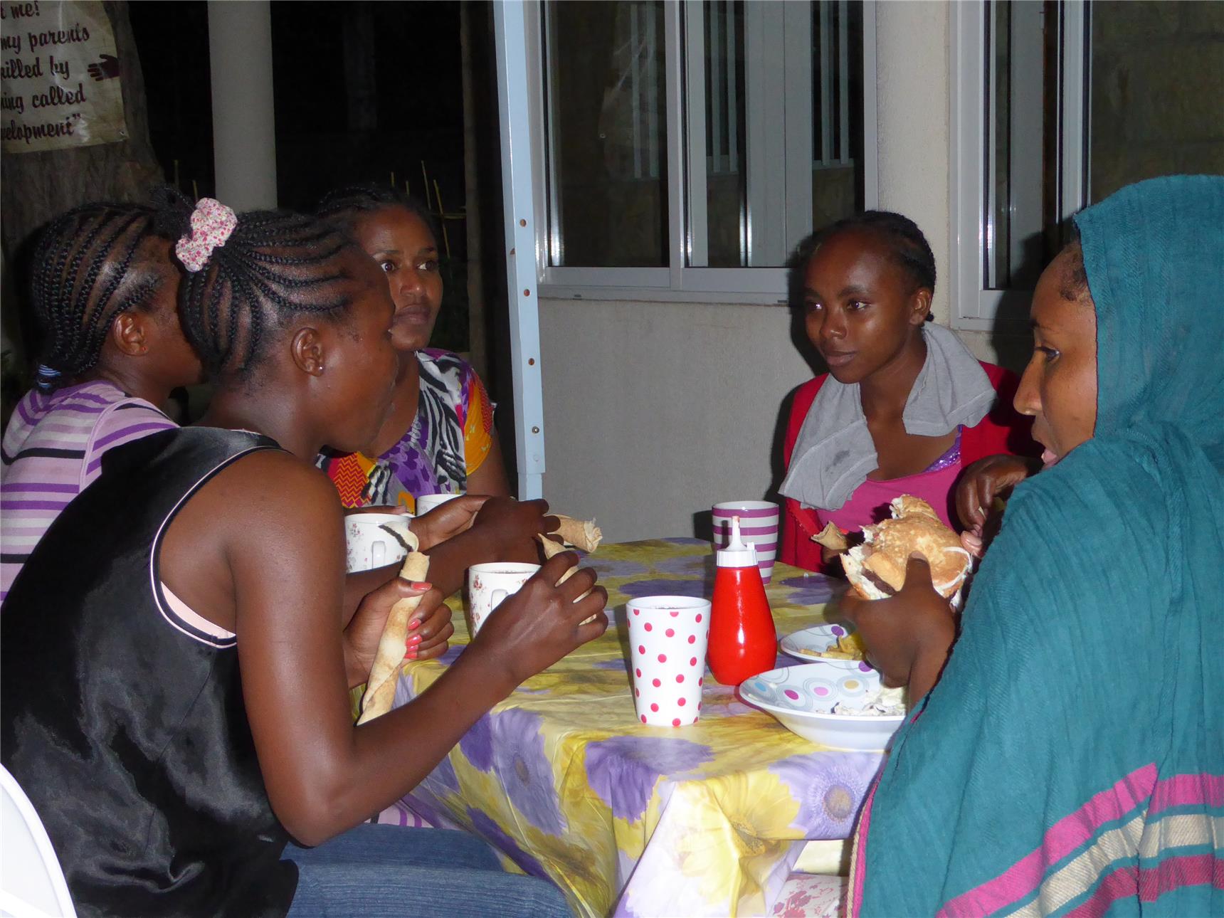 Diese oft traumatisierten Frauen leben in einer Unterkunft der Caritas Libanon.