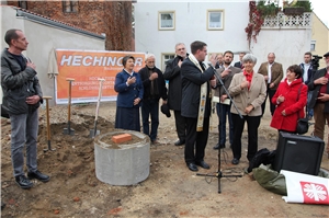 Segnung durch Dekan Werner Dippel Segnung durch Dekan Werner Dippel