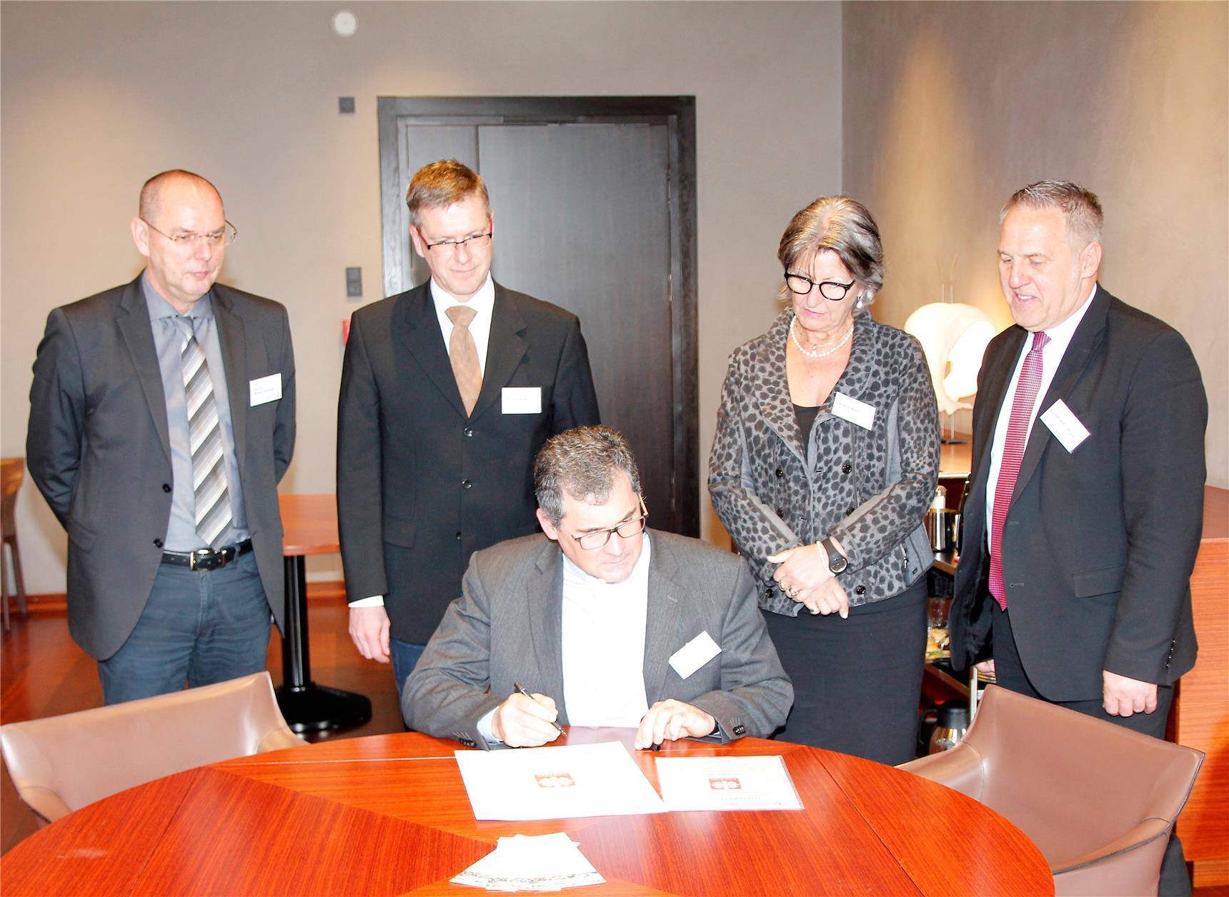 Diözesan-Caritasdirektor Domkapitular Dr. Andreas Magg unterzeichnete die 'Charta zur Betreuung schwerstkranker und sterbender Menschen in Deutschland'