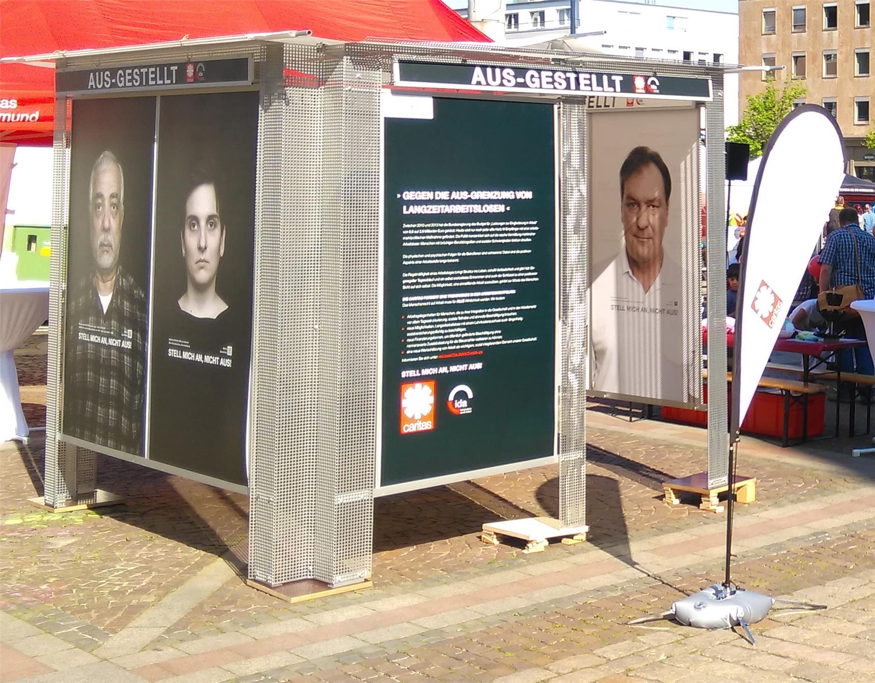 Ausstellungselement 'Stell mich an, nicht aus!