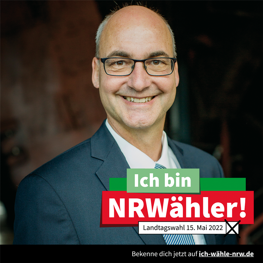 Kachel zur Kampagne #IchBinNRWaehler! von WestLotto mit einem Porträt von Markus Lahrmann