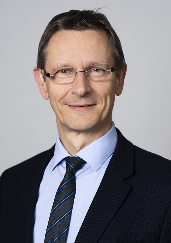 Porträt: Dr. Frank Johannes Hensel