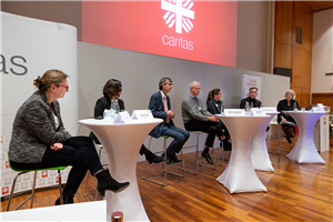 Podiumsdiskussion Podiumsdiskussion beim 1. Kath. Krankenhaustag NRW am 10.11.2021 in Essen