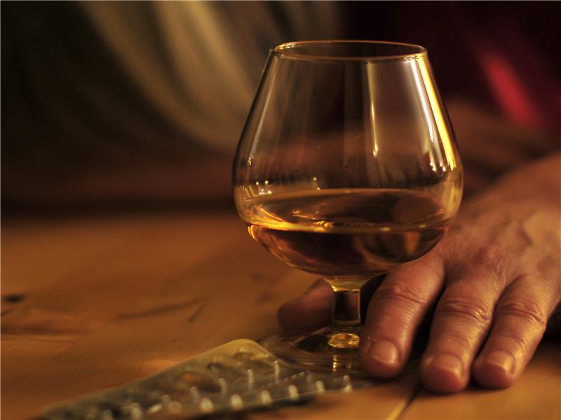 Caritas-Beratung Sucht im Alter, Foto: Petra Bork, pixelio.de