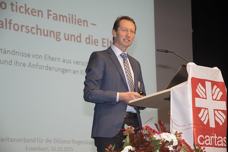 Professor Dr. Carsten Wippermann war einer der Hauptredner bei der Tagung.