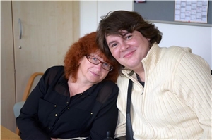 Alexander Albrandt und seine Frau Elena: Sie gehören heute zum festen Kern des Elterntreffs von „Mama oder Papa mit Behinderung“ Alexander Albrandt und seine Frau Elena: Sie gehören heute zum festen Kern des Elterntreffs von „Mama oder Papa mit Behinderung“