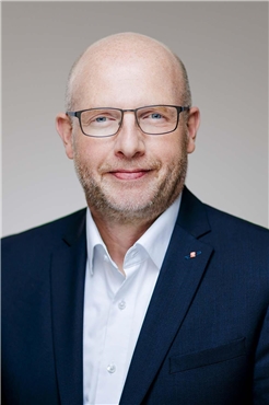 Steffen Feldmann Steffen Feldmann