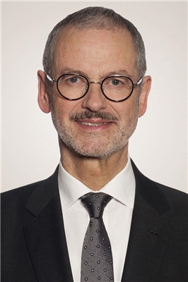 Prälat Dr. Peter Neher, Präsident des Deutschen Caritasverbandes Prälat Dr. Peter Neher, Präsident des Deutschen Caritasverbandes