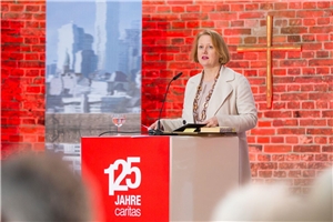 Lisa Paus Bundesministerin für Familie, Senioren, Frauen und Jugend Lisa Paus, MdB spricht beim Festakt zum 125. Jubiläum des Deutschen Caritasverbandes