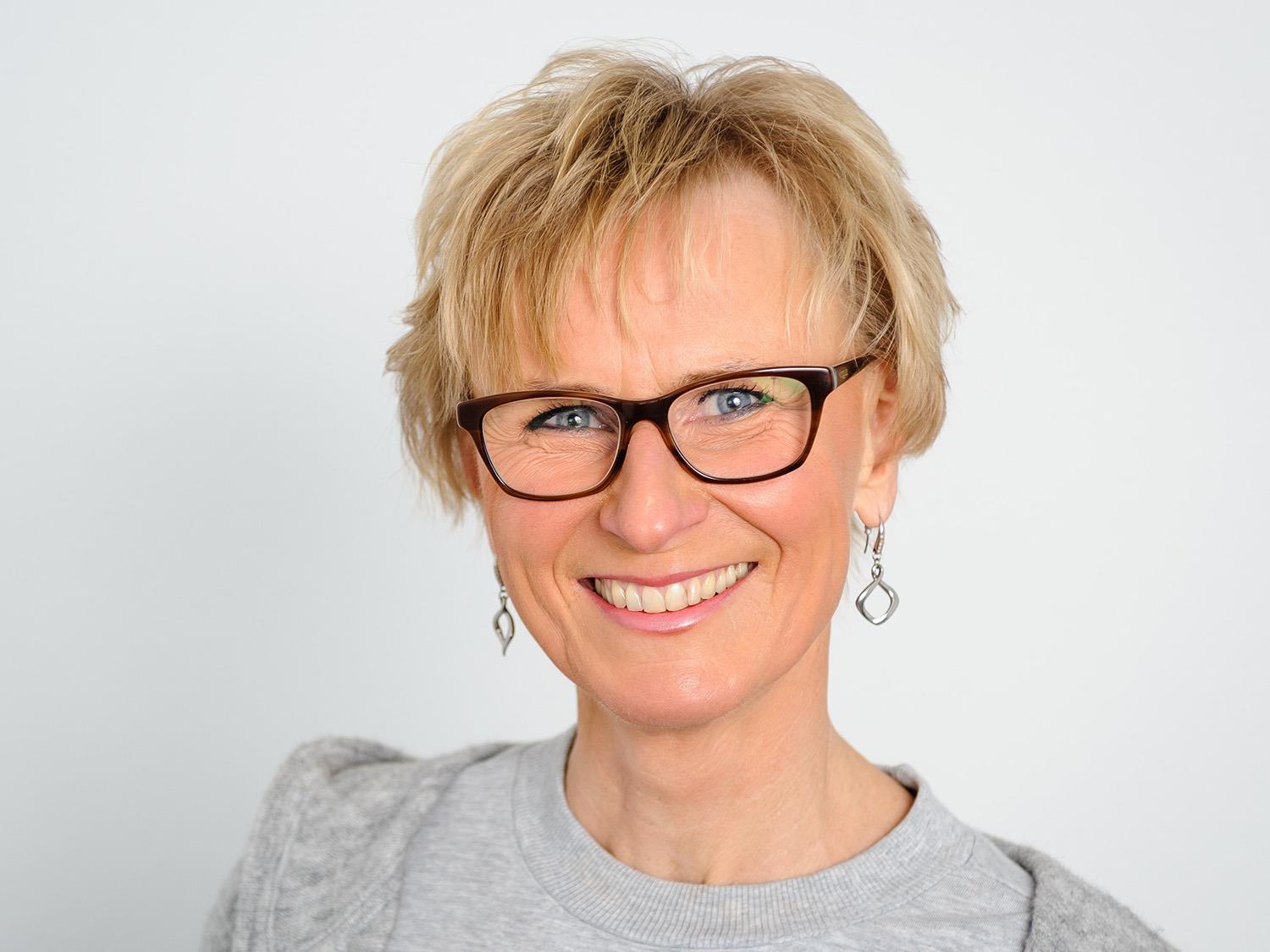 Portraitfoto von der Schuldnerberaterin Elisabeth Mankertz