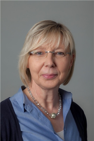 Monika Dankelmann Monika Dankelmann im Porträt