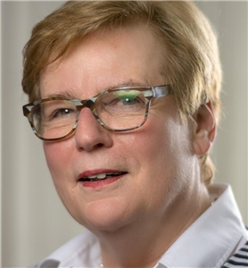 Portrait Marie-Theres Kastner_klein Portrait Marie-Theres Kastner_klein