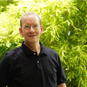 Christian Hermes Portrait eines Mannes mit Brille