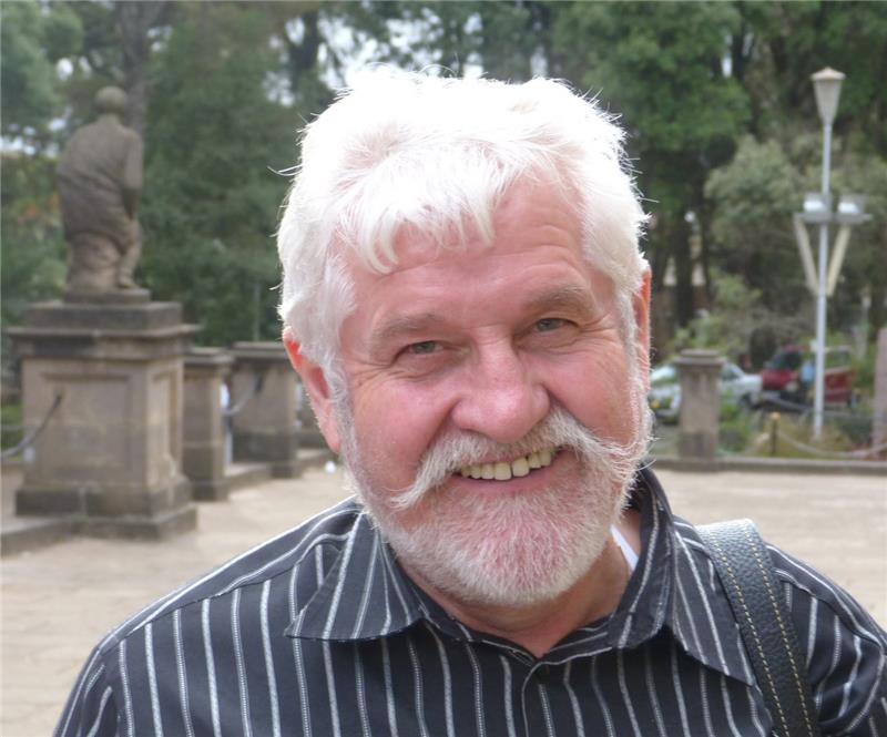 Caritasdirektor auf Reise