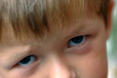 Trauernde Kinderaugen