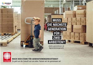 Lagerhalle Ein kleiner Junge steht einsam in einer großen Lagerhalle. Es wird die Frage aufgeworfen, ob er in Zukunft für 2 arbeiten muss.