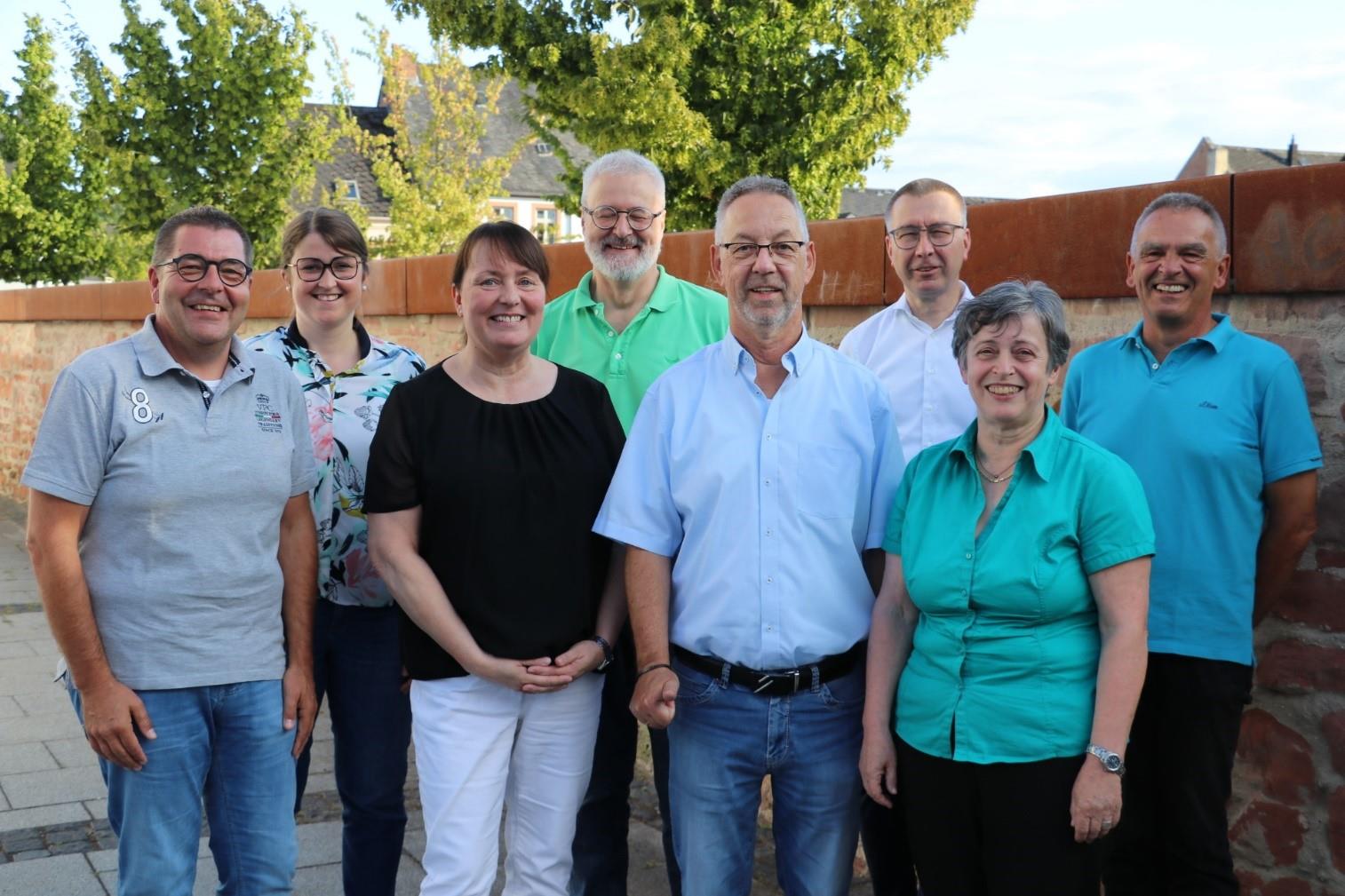 Foto mit den Vorstandsmitgliedern des Fördervereins