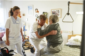 Referentenentwurf Pflegeberufegesetz praktische Übungssituation