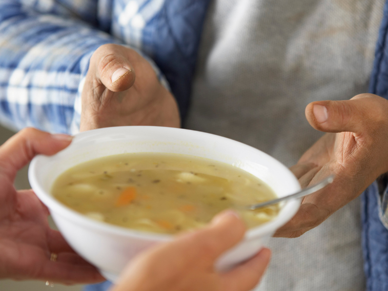 Wärme auf Rädern - Kostenloser Eintopf für Wohnungslose