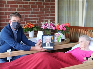 110. Geburtstag Johanna Rehfeldt - mit Enkelsohn Hans-Peter Keck