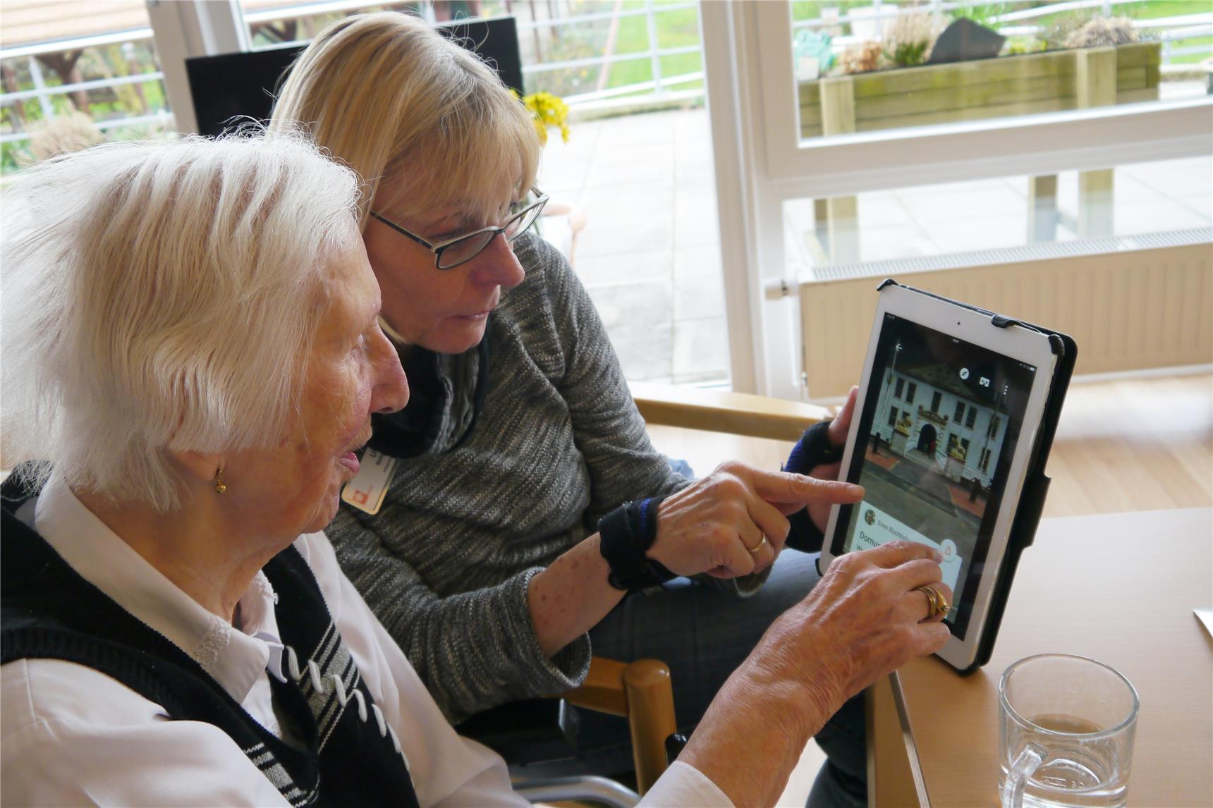 Auf dem Tablet in die Heimat