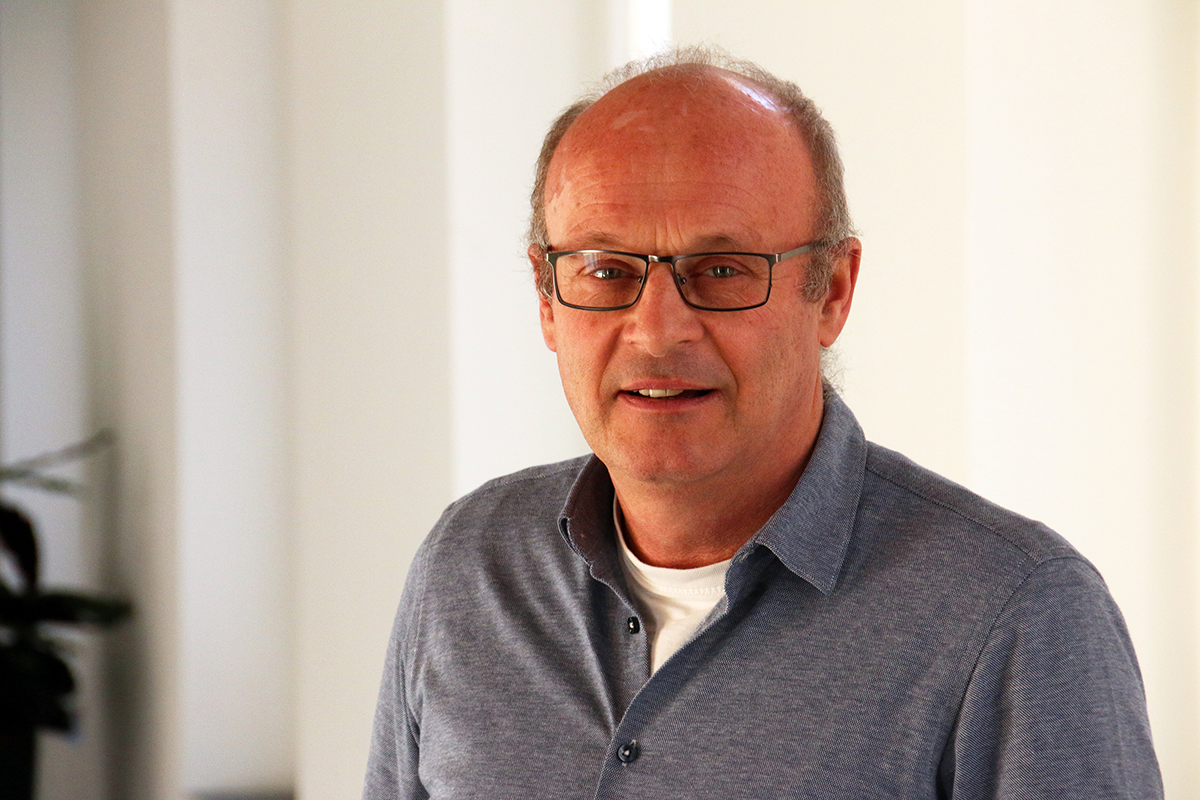 Porträt: Helmut Flötotto