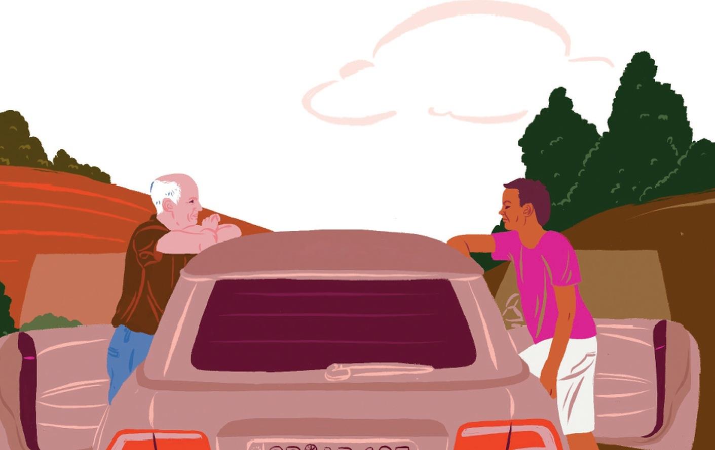 Nach der Fahrübung: Der Ehrenamtliche und sein Schützling stehen bei offenen Vordertüren am Auto, einander zugewandt.