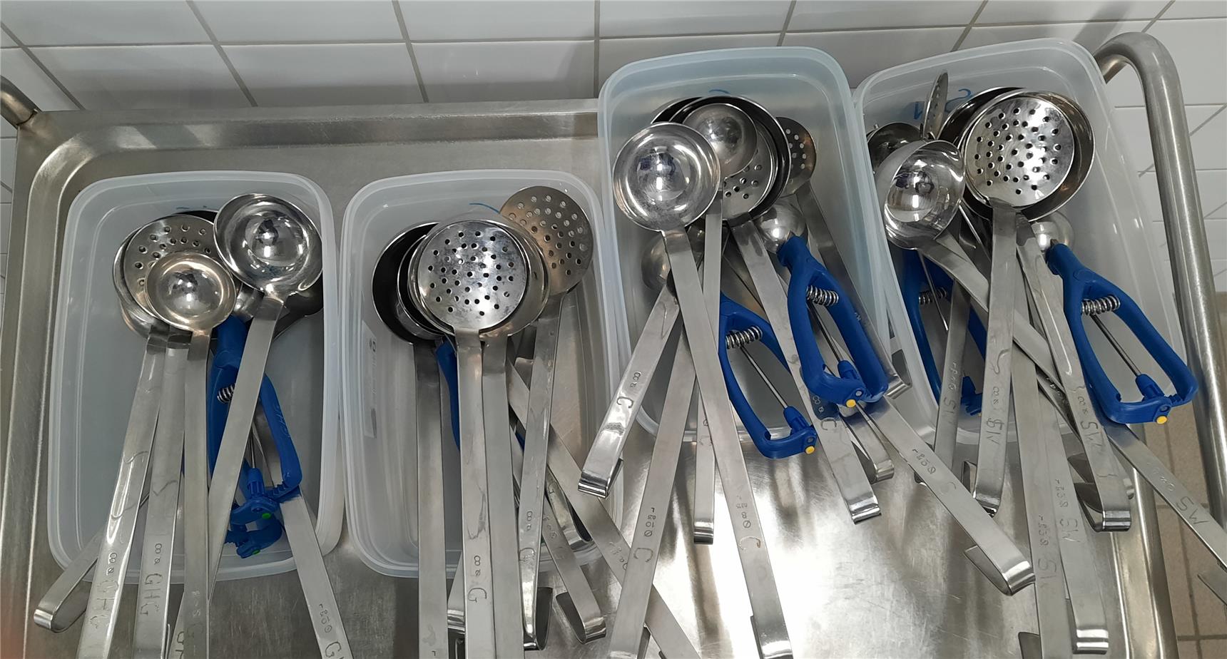 Die Einführung einheitlicher Kellengrößen entpuppten sich als Erfolgsrezept gegen Lebensmittelverschwendung. 