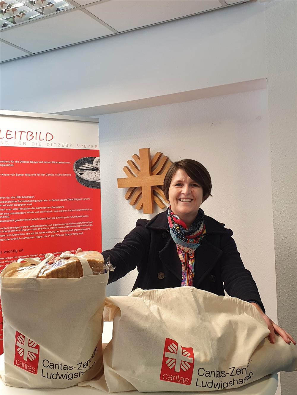 Orte des Teilens_Tütenaktion in Ludwigshafen