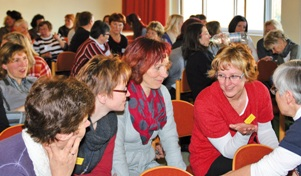 Teilnehmer des Kita-Fachtages im Gespräch