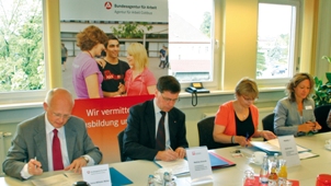 Kooperationsunterzeichnung für eine bessere Integration von Migranten