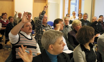 Abstimmung in der Gründungssitzung der LAK für die Wahl des Sprecherrates