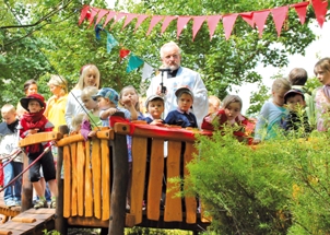 Einweihung des neuen Spielplatzes des Kinderhauses Hoyerswerda