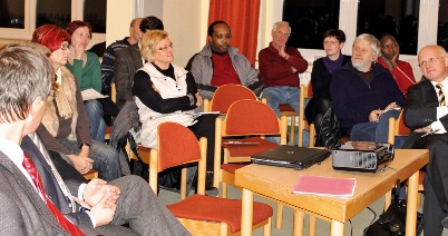 Teilnehmer der Veranstaltung zum Bleiberecht